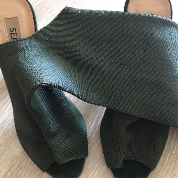 Yezzy Season 2 olive green knit high boots - Picture 9 of 11